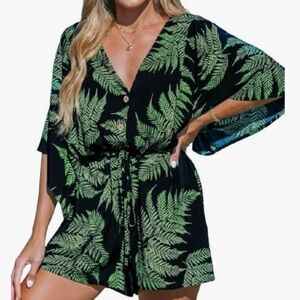 Cupshe Tropical Fern Print Blouse in Black and Green